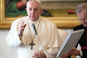 &ldquo;The Holy Spirit ... keeps the memory of Christ alive in his Church at prayer" says the Pope.